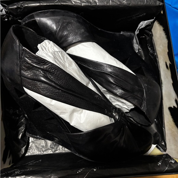 Donald J. Pliner Black BECCA Wedges *LEATHER* - Picture 2 of 6